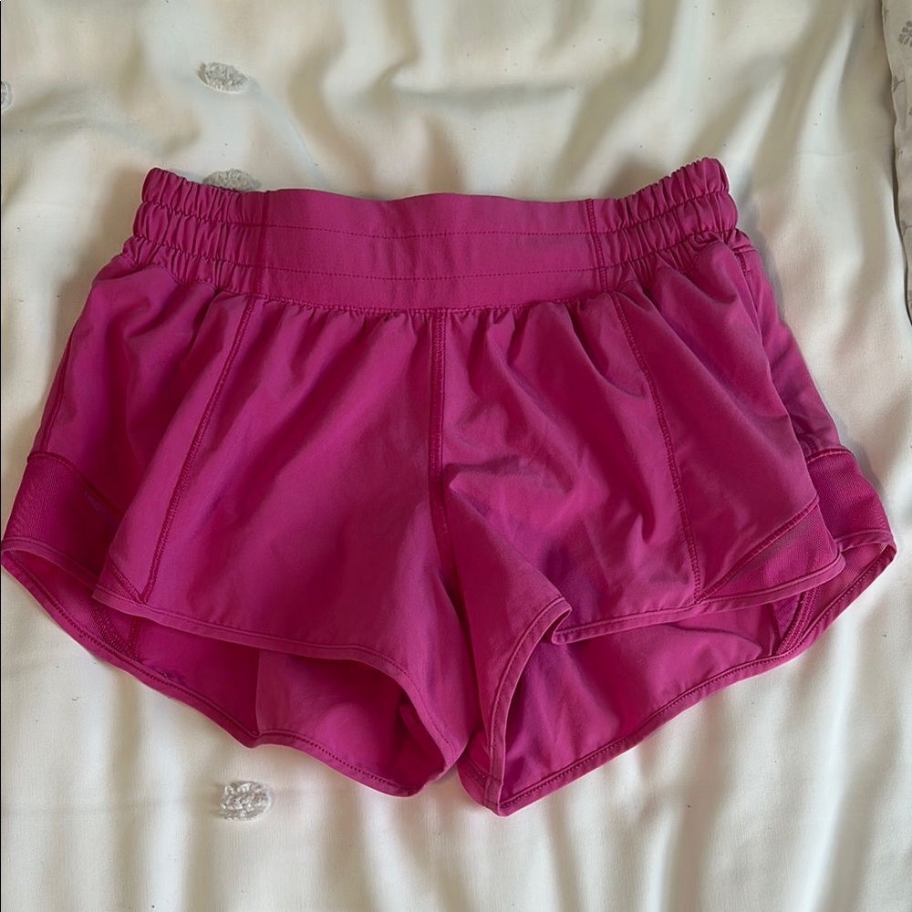 Womens Lululemon Hotty Hot Shorts - 2.5 inch, Sonic Pink